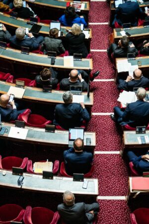 Budget de la Sécurité sociale : le Sénat alourdit les taxes sur le tabac, les sodas et les jeux d'argent