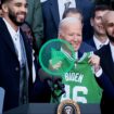 NBA : Joe Biden a reçu les Boston Celtics à la Maison-Blanche et ça lui rappelle ses origines irlandaises