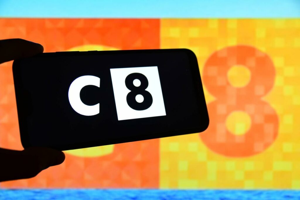 Fin de la fréquence TV de C8 : le Conseil d’Etat juge le recours de la chaîne « irrecevable »