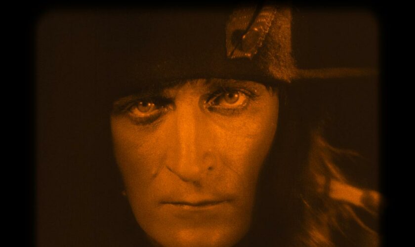 « Napoléon vu par Abel Gance », l’opéra sauvage d’un précurseur