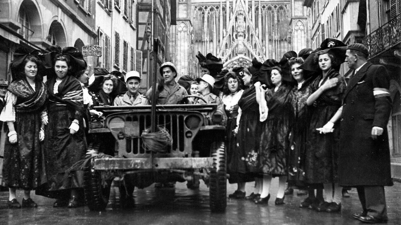 "Le jour où nos couleurs flotteront sur la cathédrale de Strasbourg" ou la promesse tenue de Leclerc