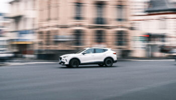 SUV : la mairie de Paris demande au gouvernement d’interdire leur circulation en ville