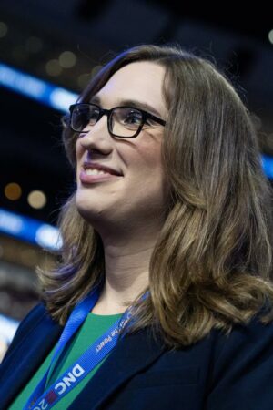 La première élue trans au Congrès américain, Sarah McBride, dans la ligne de mire des républicains