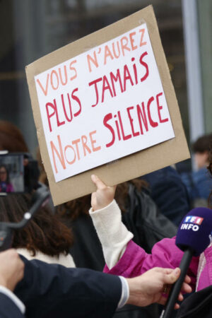 Violences faites aux femmes : des manifestations en France sur fond de procès des viols de Mazan