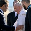 Macron accueillera bien le pape en France, mais pas à Notre-Dame de Paris comme il le souhaitait