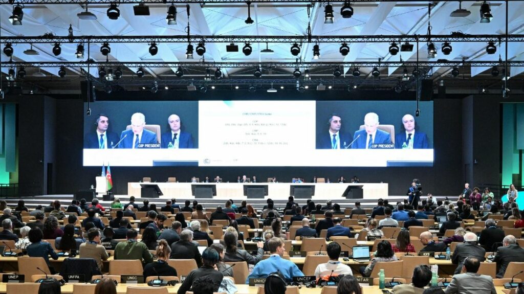 Cop29 : les négociations pour un accord financier se poursuivent, après la colère des pays pauvres