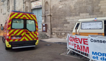 Patrick Laugier, éleveur atteint de la maladie de Charcot qui menait une grève de la faim, a été hospitalisé