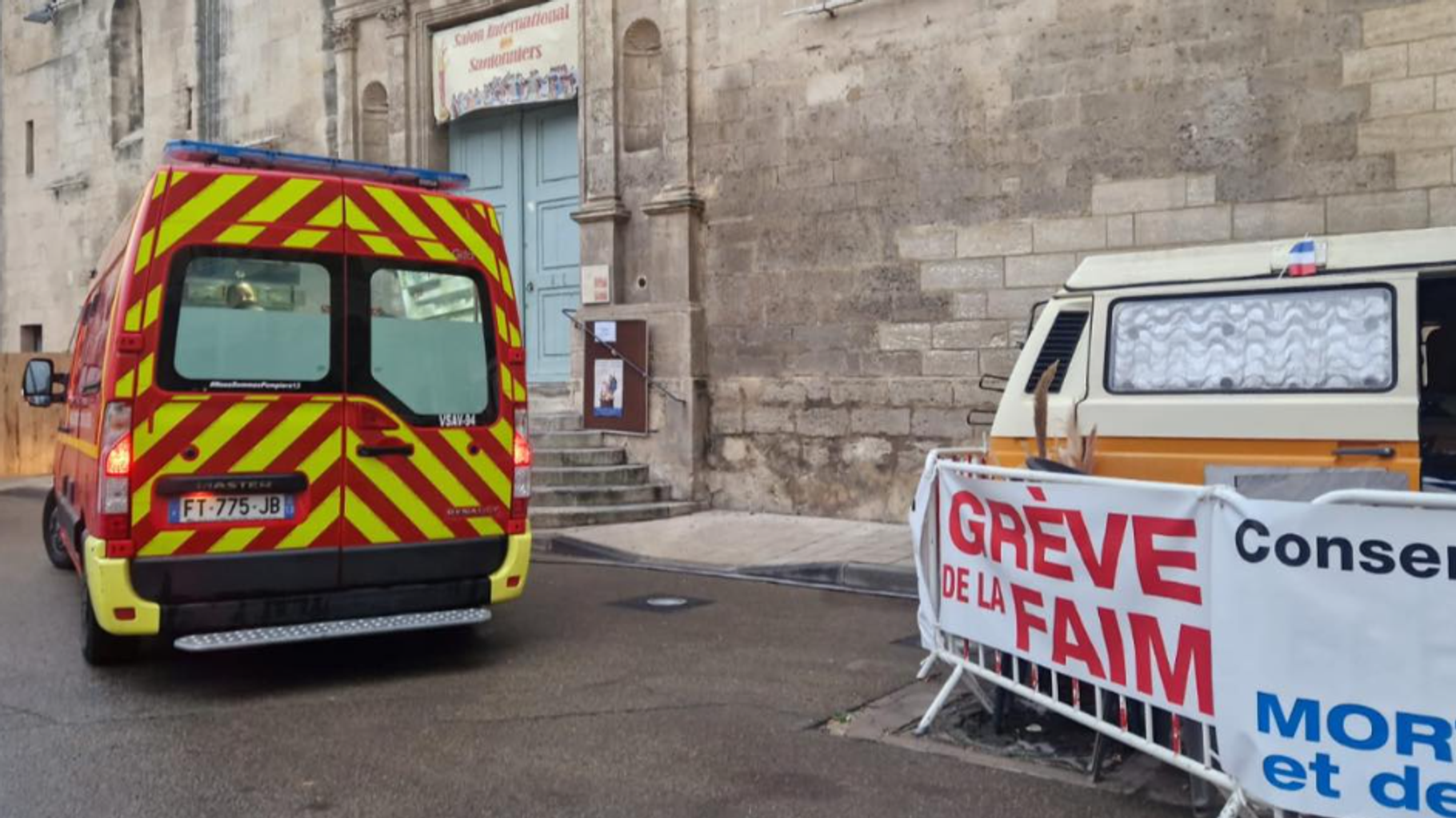 Patrick Laugier, éleveur atteint de la maladie de Charcot qui menait une grève de la faim, a été hospitalisé