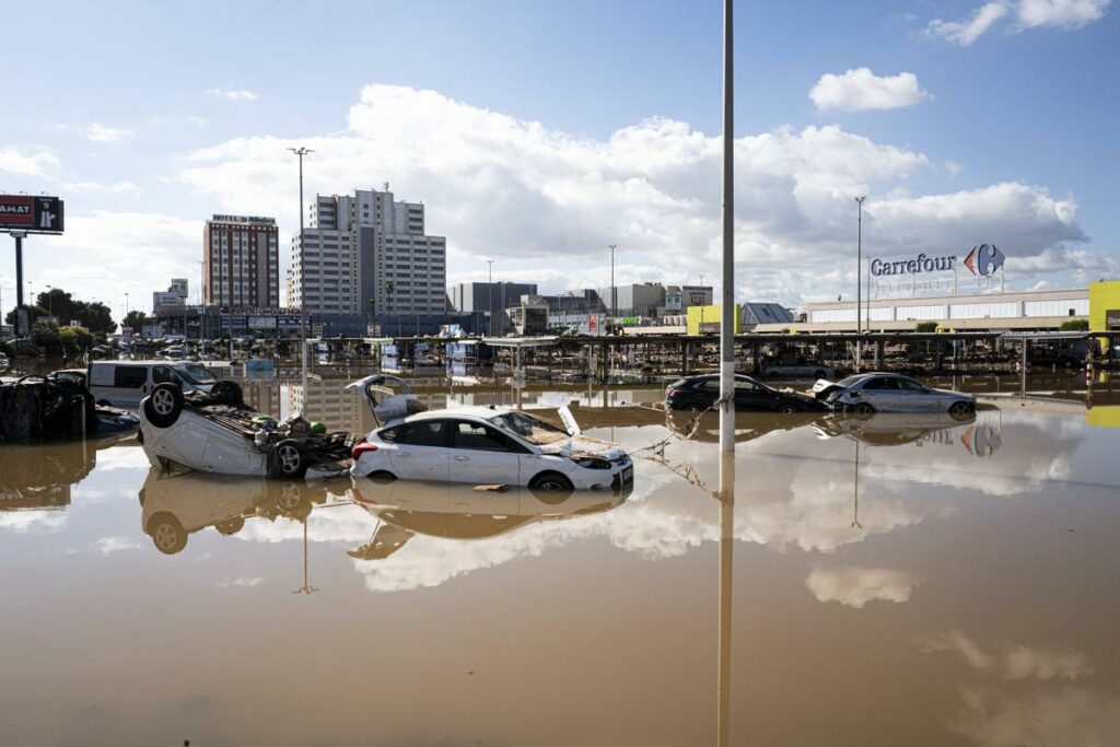 Espagne : un ouvrier meurt dans l’effondrement du toit d’une école touchée par les inondations