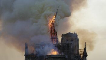 "Ils ont sauvé Notre-Dame" (1/6) : Les premiers sauveurs