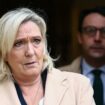 Regierungskrise in Frankreich: Le Pen droht mit Regierungssturz in Frankreichs Parlament