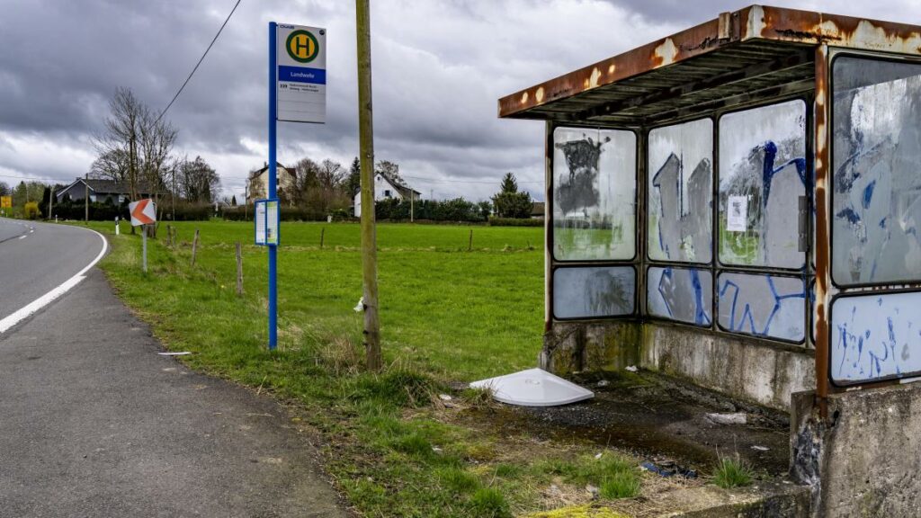 Drittel der Deutschen fühlt sich vom öffentlichen Nahverkehr abgehängt