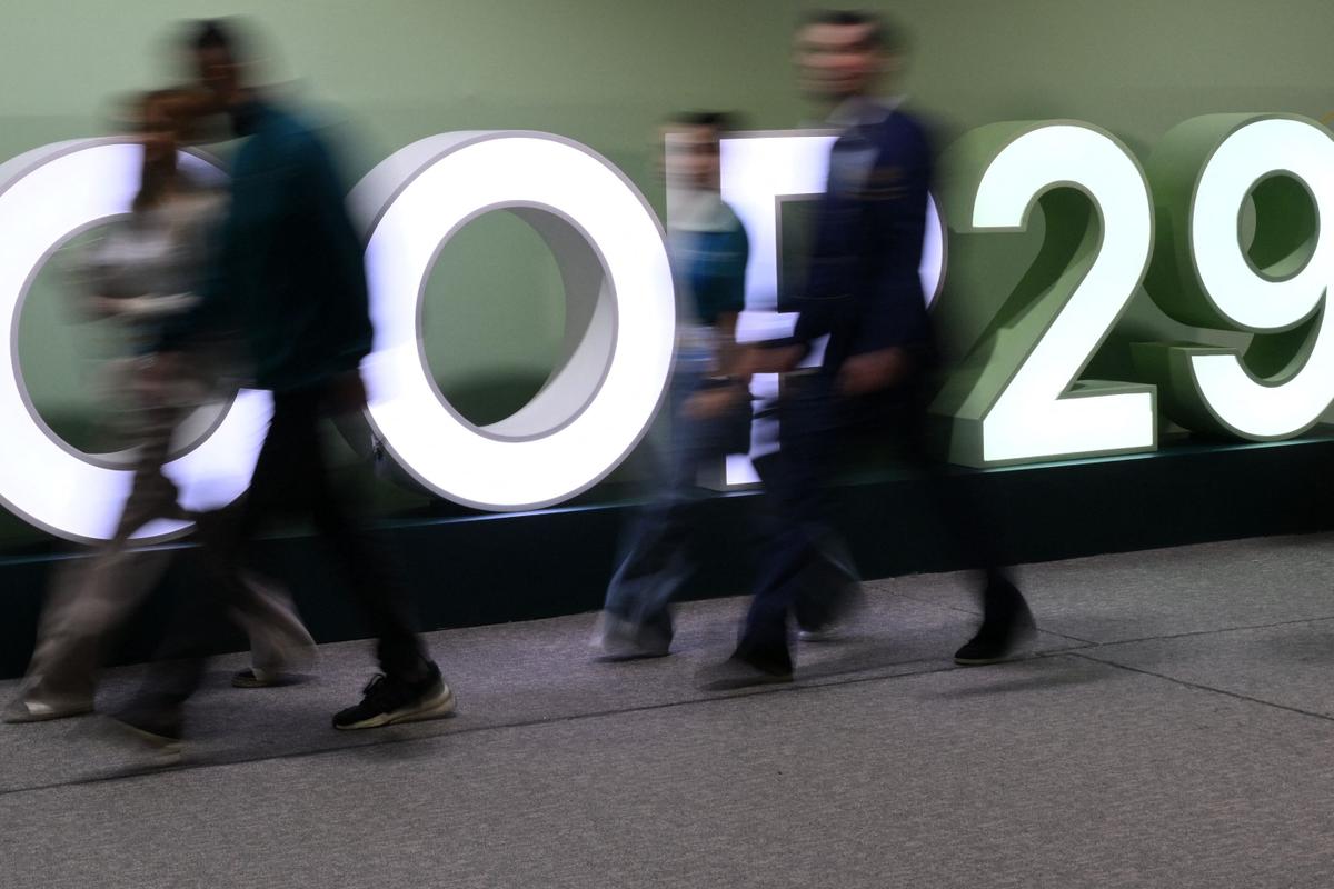 COP29 sur le climat : « Un accord a minima, qui ne satisfait personne et fâche un peu tout le monde »