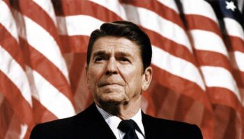 Ronald Reagan was in love with America, 'Reagan' co-star Nick Searcy says