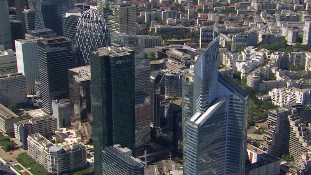 Immobilier : le quartier de La Défense en pleine crise