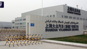 Volkswagen zieht sich aus Uiguren-Region Xinjiang zurück