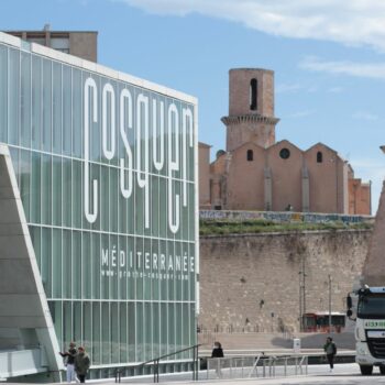 Réplique de la grotte Cosquer à Marseille : la voix de l'acteur Philippe Caubère définitivement remplacée en février prochain