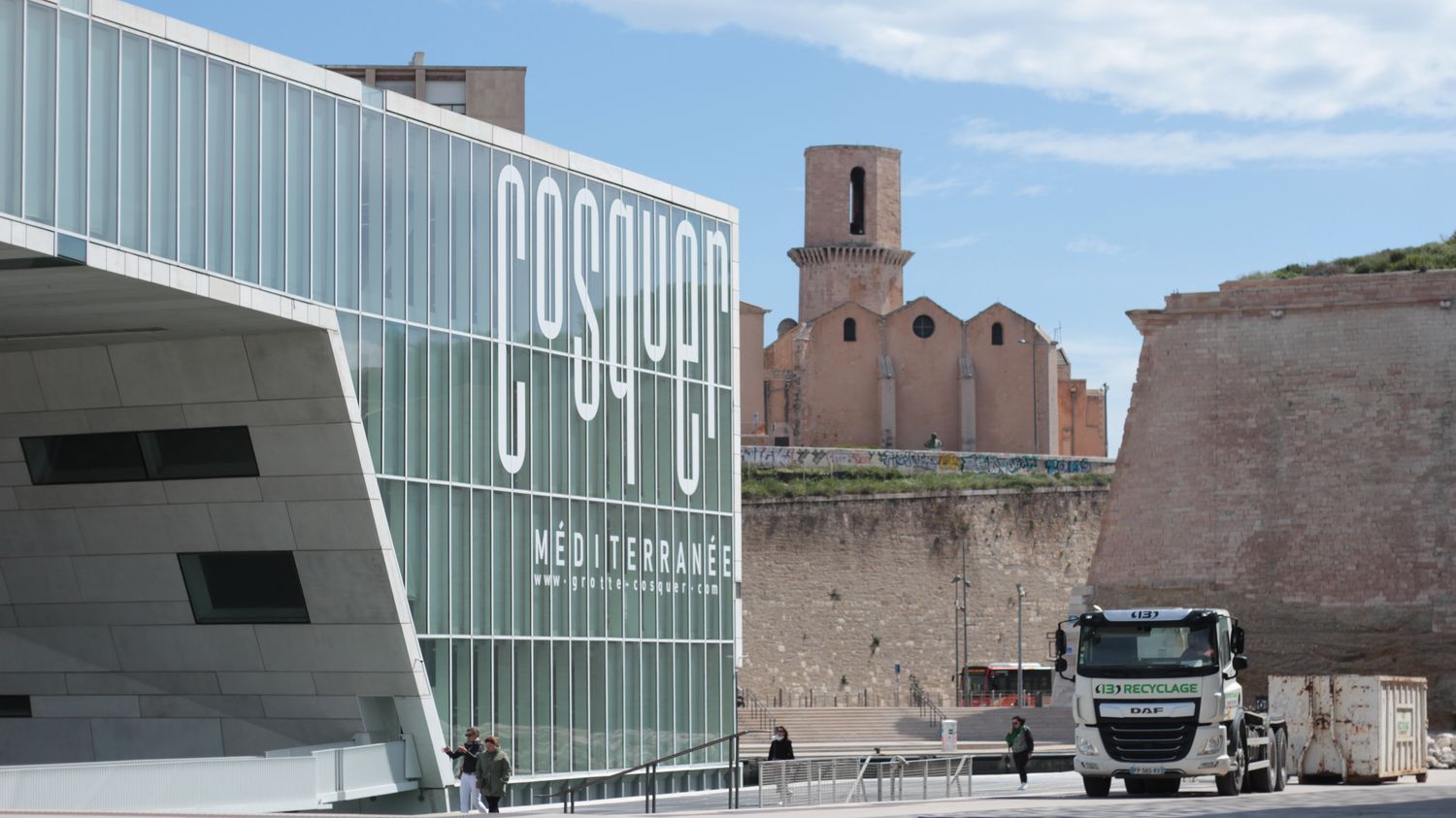 Réplique de la grotte Cosquer à Marseille : la voix de l'acteur Philippe Caubère définitivement remplacée en février prochain