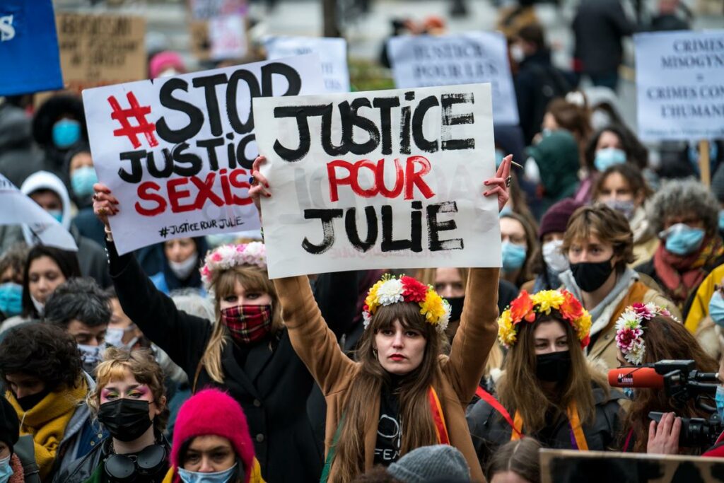 « Affaire Julie » : deux pompiers condamnés à de la prison avec sursis pour atteintes sexuelles sur mineure