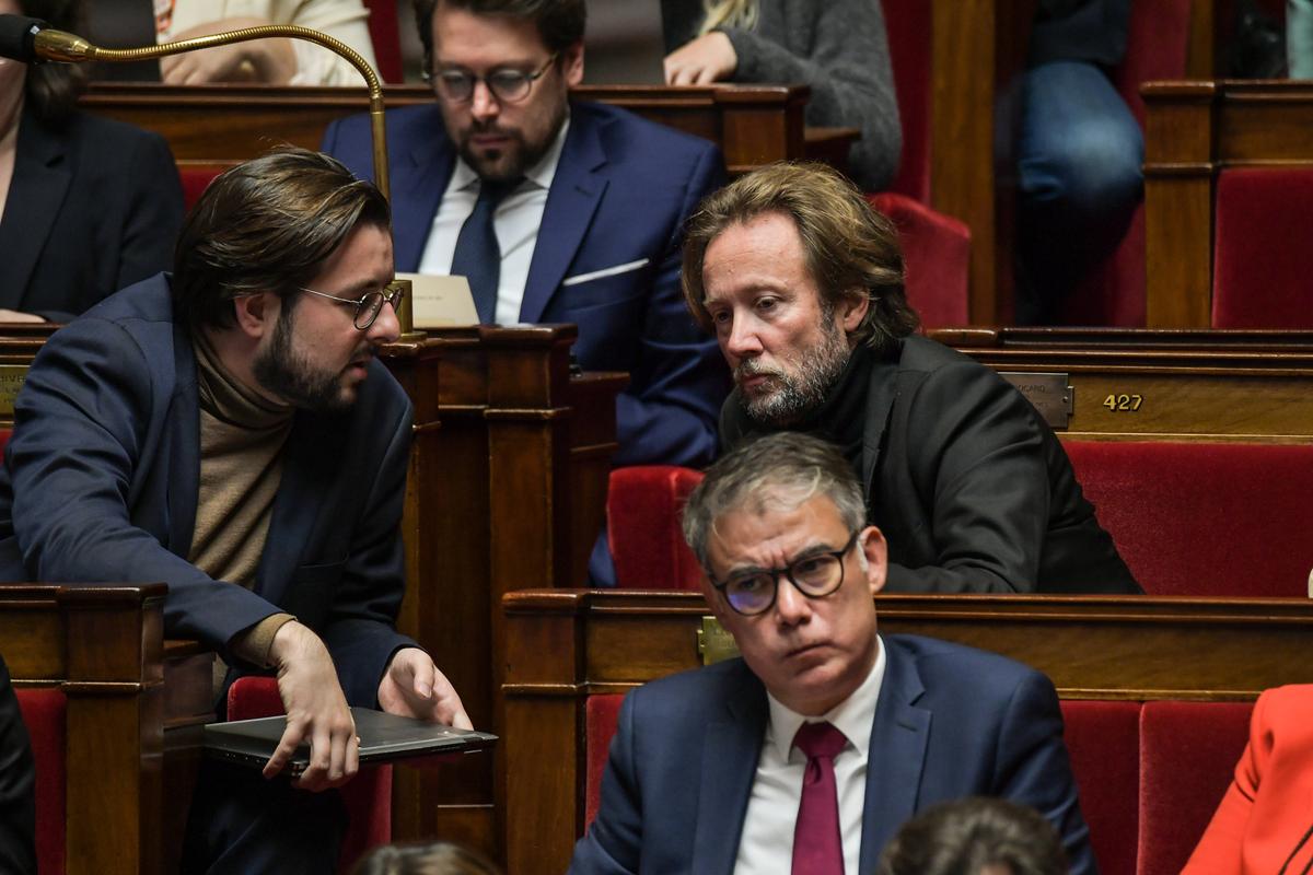 « C’est le dernier espoir » : le gouvernement rêve de dissuader les socialistes de le censurer