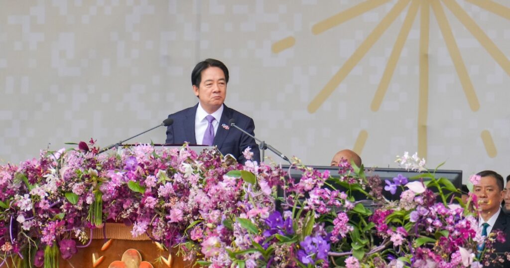 Le président taïwanais Lai Ching-te prononce un discours à l'occasion de la fête nationale, le 10 octobre 2024 à Taipei