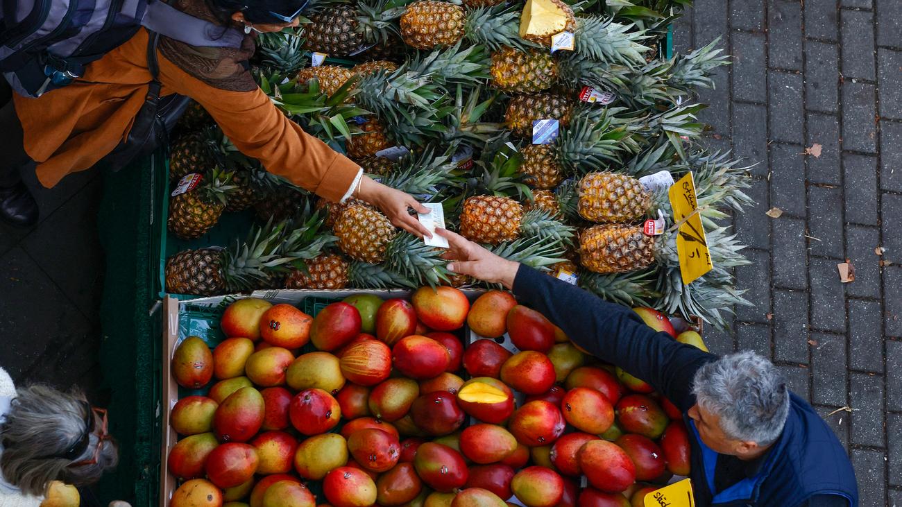 Teuerungsrate: Inflationsrate ist im November auf 2,2 Prozent gestiegen