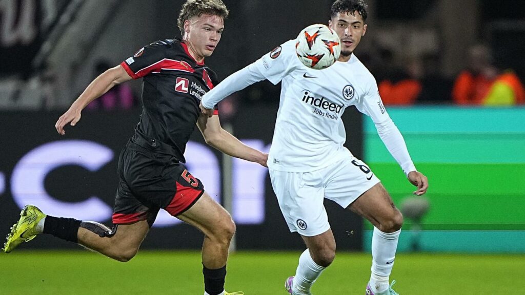 Europa League: Eintracht Frankfurt setzt sich gegen FC Midtjylland durch