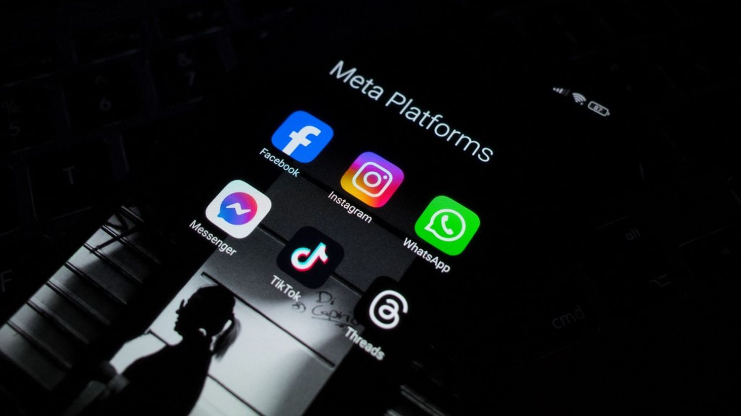 Meta, TikTok et Snapchat condamnent l'interdiction des réseaux sociaux aux moins de 16 ans adoptée en Australie