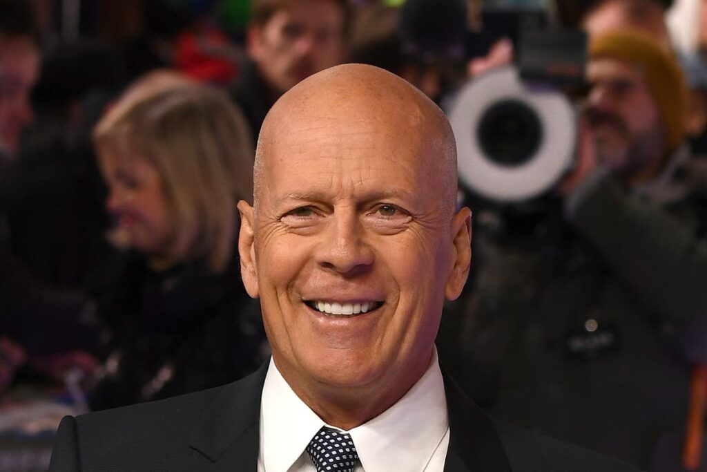 Bruce Willis: Die Hard actor seen in rare photo after dementia diagnosis