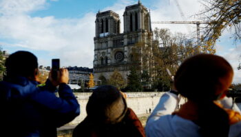 EN IMAGES - Notre-Dame de Paris remise à nef