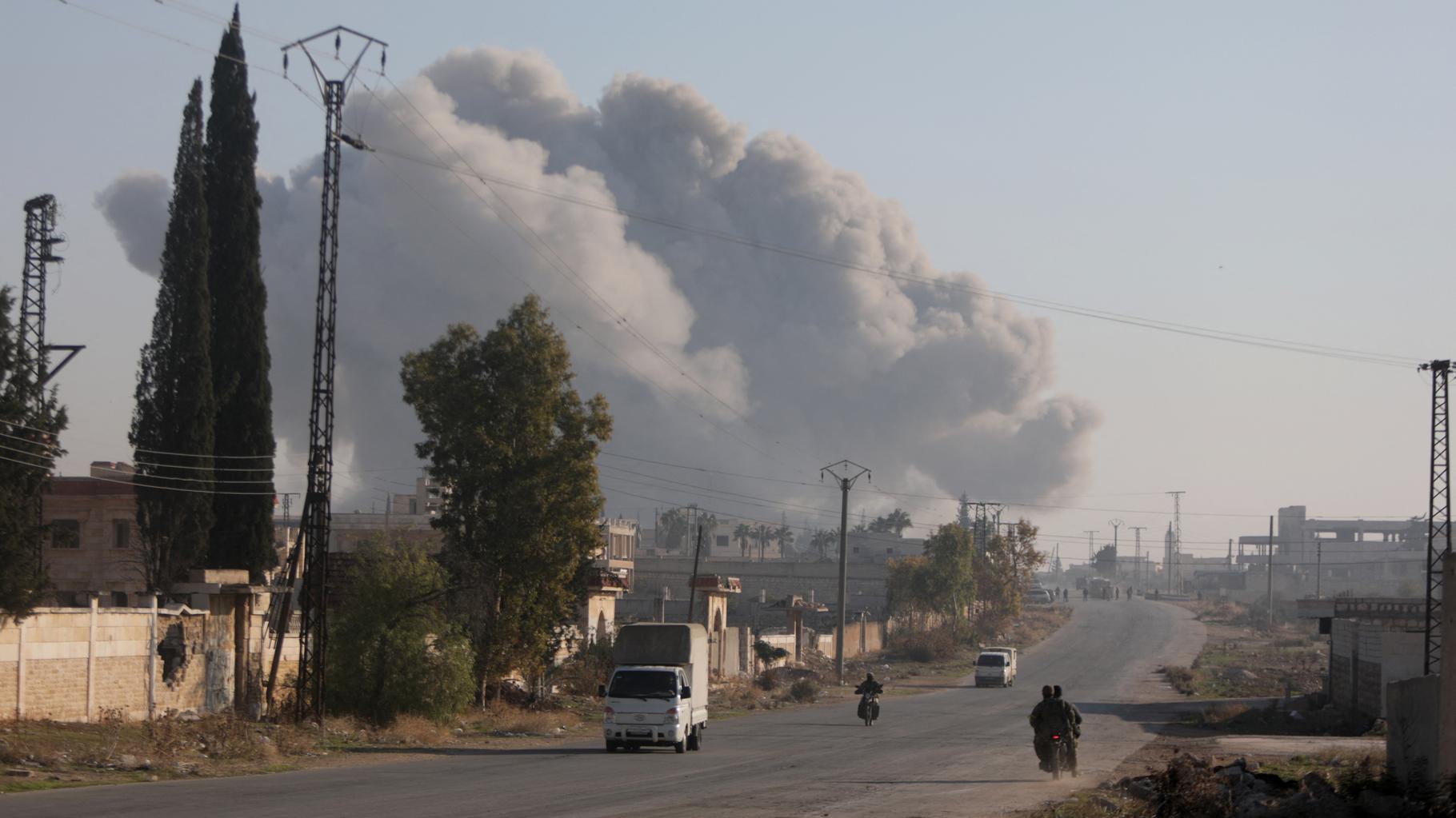 En Syrie, les jihadistes et leurs alliés entrent dans Alep, après une offensive qui a déjà fait plus de 250 morts