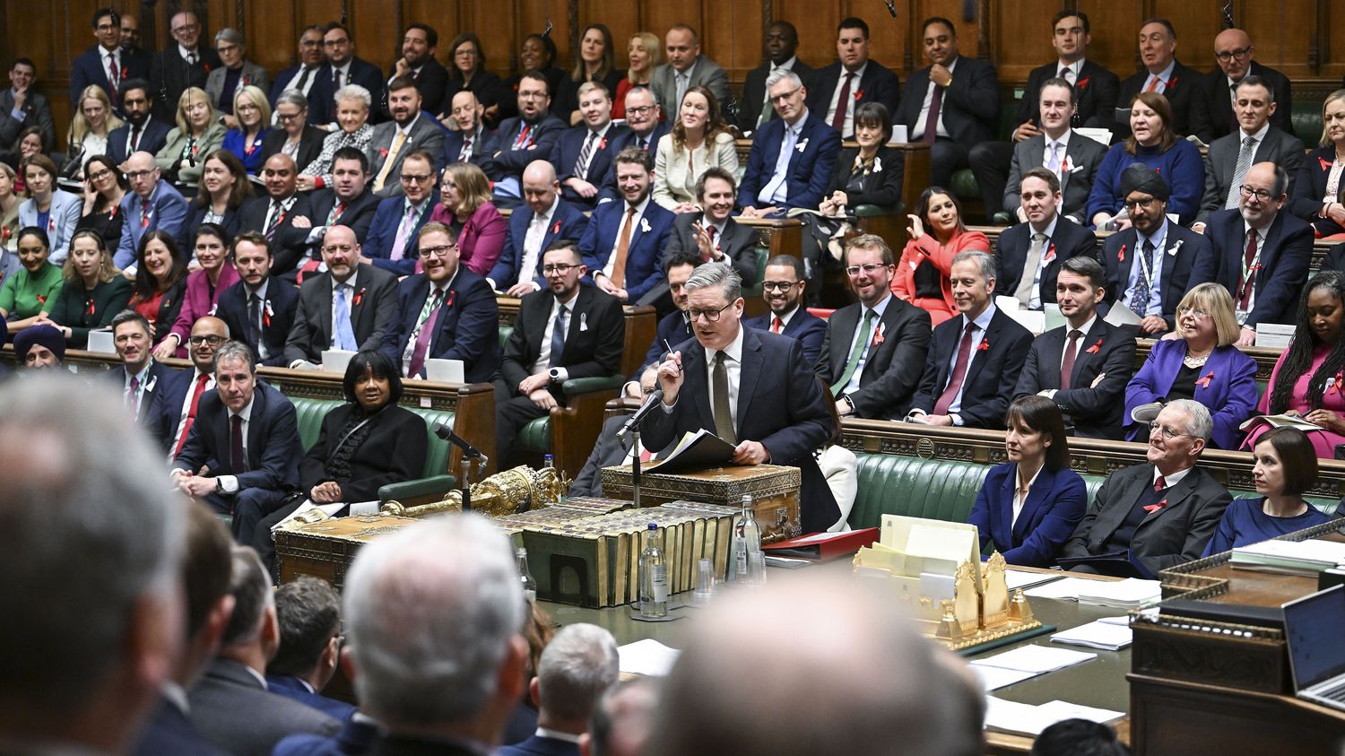 Fin de vie : les députés britanniques approuvent un projet de loi visant à légaliser l'aide à mourir