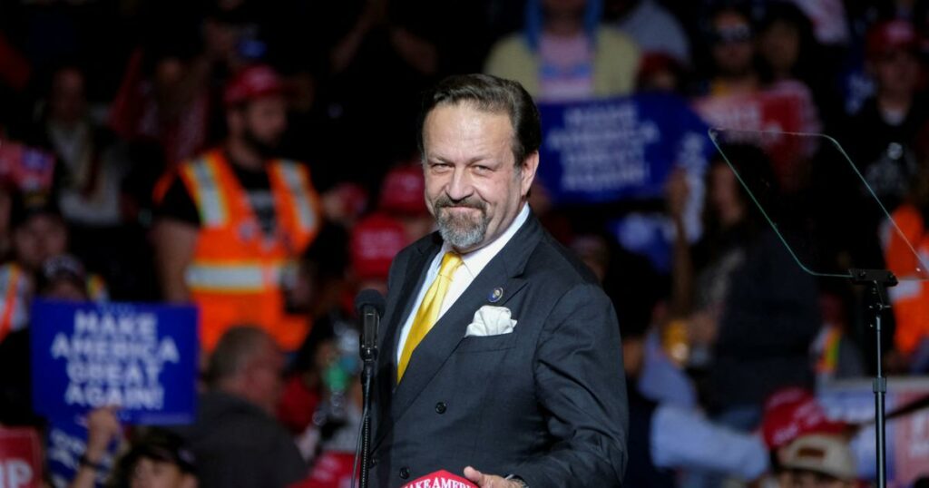 Le retour de Gorka, un ultraradical d’origine hongroise, dans l’administration Trump