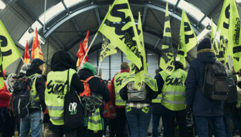 Négociations salariales à la SNCF : la direction et deux syndicats trouvent un accord pour 2025