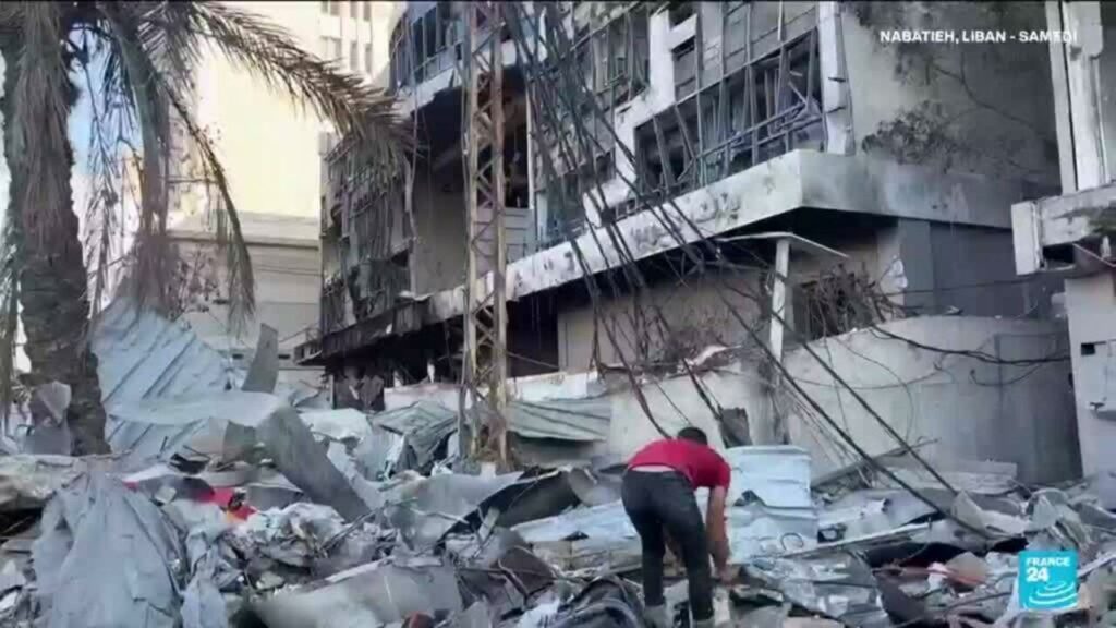 Cessez-le-feu au Liban : Des habitants de Nabatieh retournent dans leur quartier ravagé par les bombardements