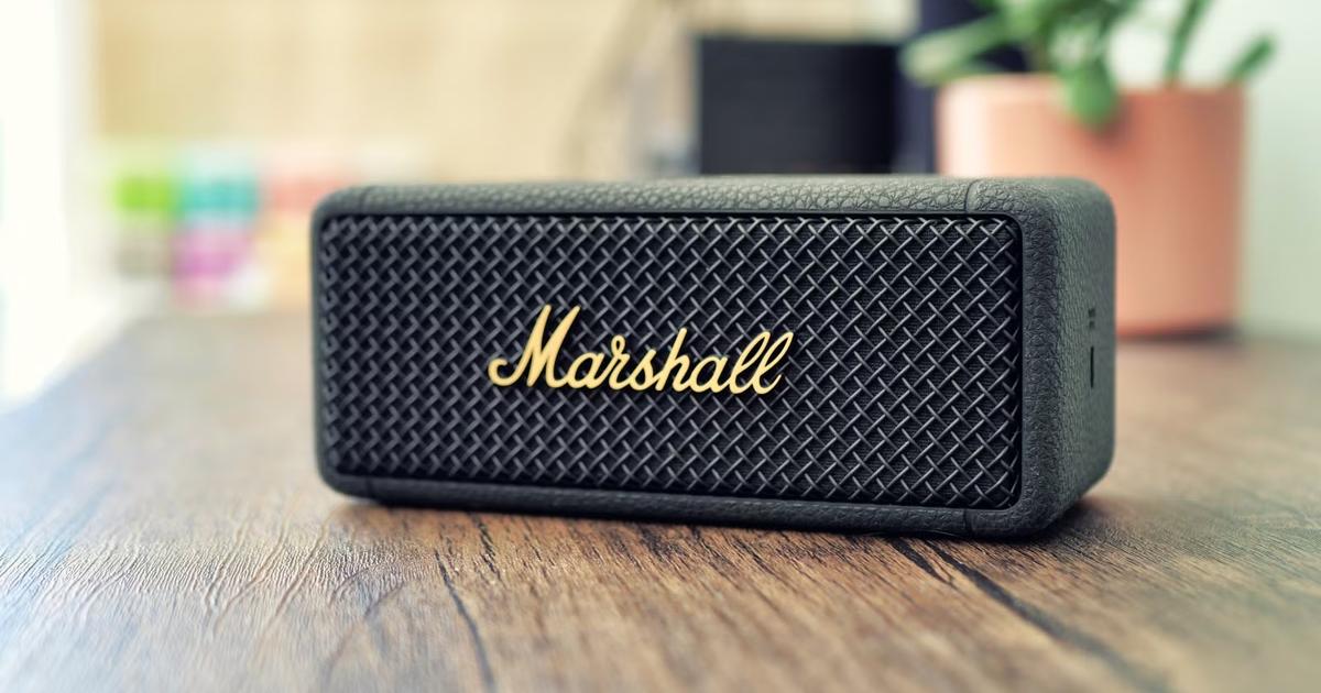 30 heures de rock non-stop pour 109 euros : pourquoi la Marshall Emberton 2 est l’enceinte qui va changer vos soirées