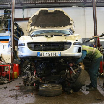 5 000 voitures épaves avaient été remises sur le marché : dix garagistes et experts enfin au tribunal