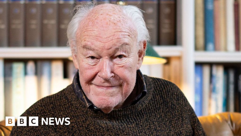 Actor Timothy West dies aged 90