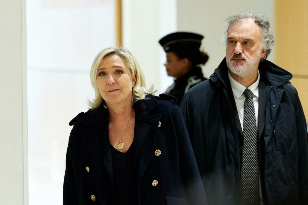 Affaire des assistants parlementaires du FN : tout comprendre aux enjeux du procès qui menace l’avenir politique de Marine Le Pen