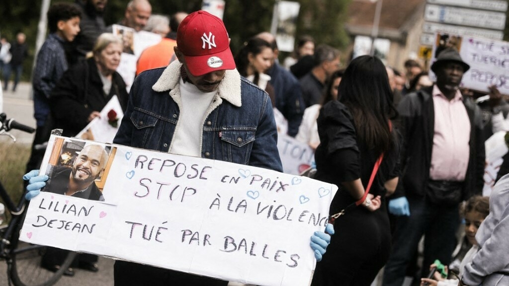 Agent municipal tué à Grenoble: Le Portugal va renvoyer le suspect en France