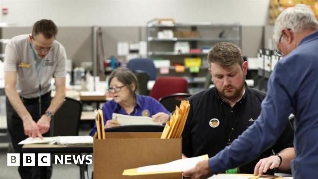 All eyes on early vote results in key swing state of Georgia