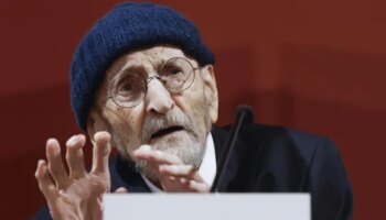 Álvaro Pombo: "Cervantes no tuvo ningún premio. Fue un pringado genial que sólo tuvo el talento y el buen humor"