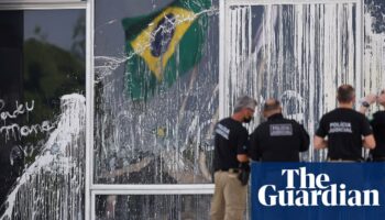 Argentina seeks arrests of 61 rightwing rioters from Brazil