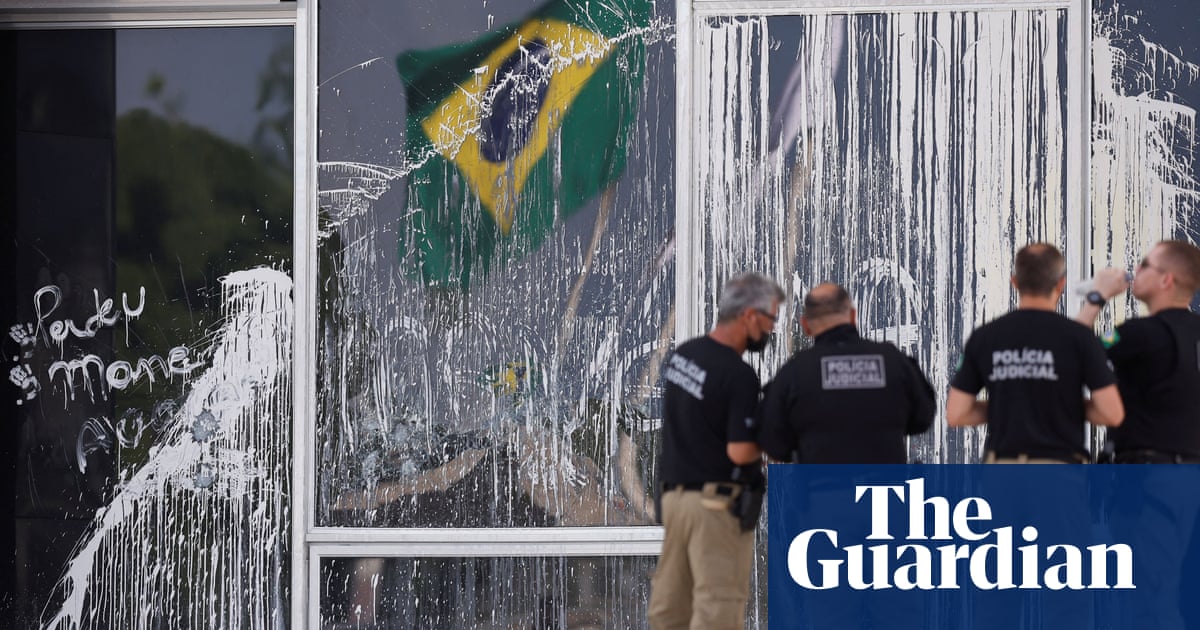 Argentina seeks arrests of 61 rightwing rioters from Brazil