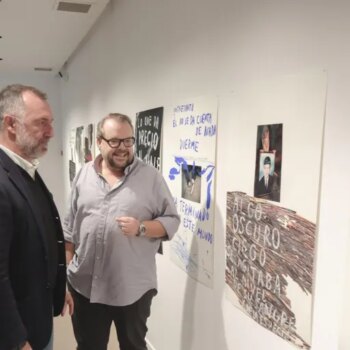 Arte y periodismo dialogan una muestra de Paco Pérez Valencia y Luis de Vega en el Colegio de Arquitectos de Sevilla