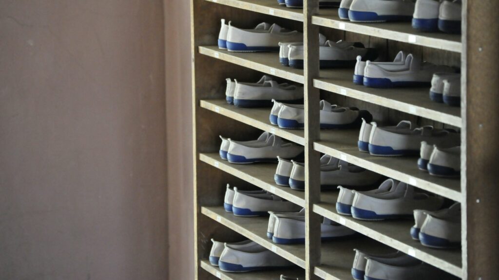 Au Japon, une étrange affaire de vols fétichistes de chaussures dans une école maternelle résolue