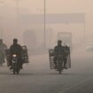 Au Pakistan, la ville de Lahore plongée dans un nuage de pollution