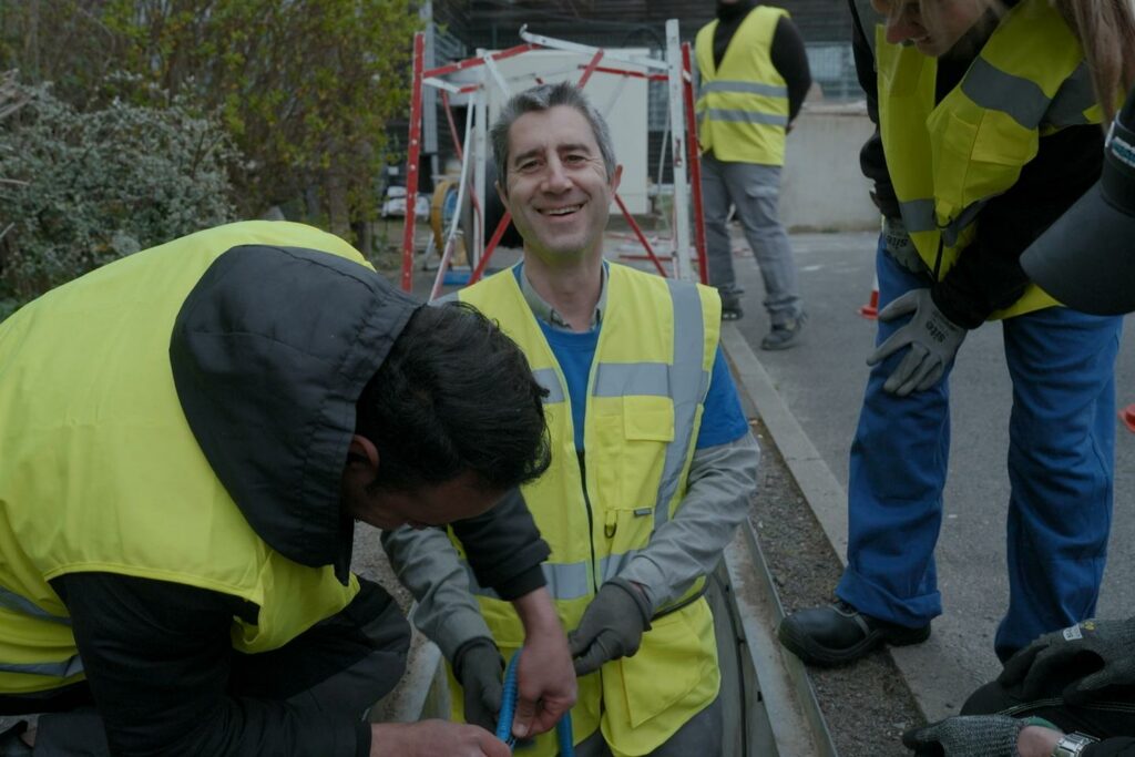 « Au boulot ! » : François Ruffin et Gilles Perret filment le tour de France prolétaire d’une Cruella BCBG