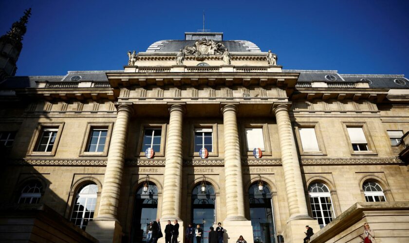 Au procès de l’assassinat de Samuel Paty, un accusé de bonne famille élevé dans « les valeurs de la République »