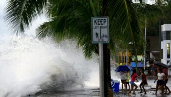 Aux Philippines, le super typhon Man-yi, à l’impact « potentiellement catastrophique », a touché terre